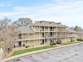 featured image of 1806 Runnymead Ave Sw #203B