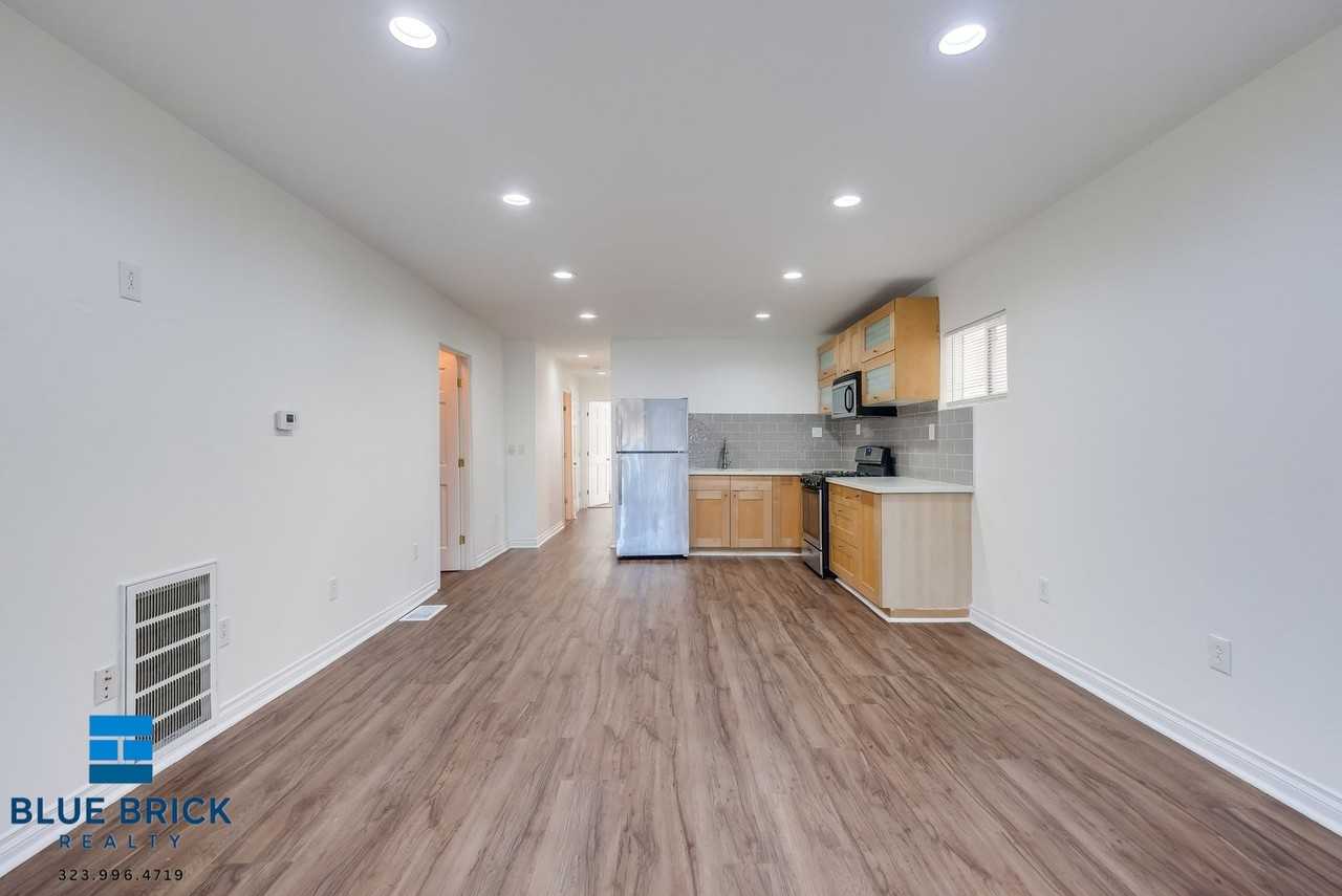 1223 N Bronson Ave - Photo 6 of 29
