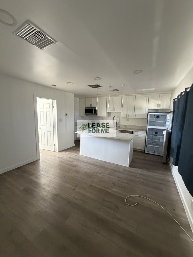 4401 W 169th St #2 - Photo 7 of 14
