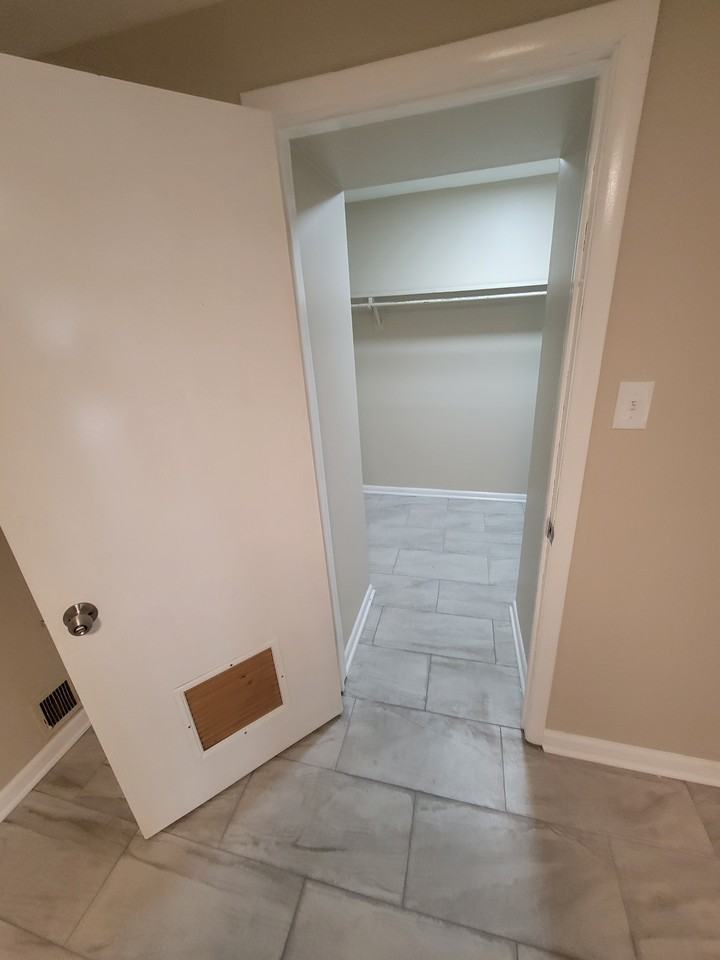1769 Perrysville Ave #1 - Photo 5 of 15