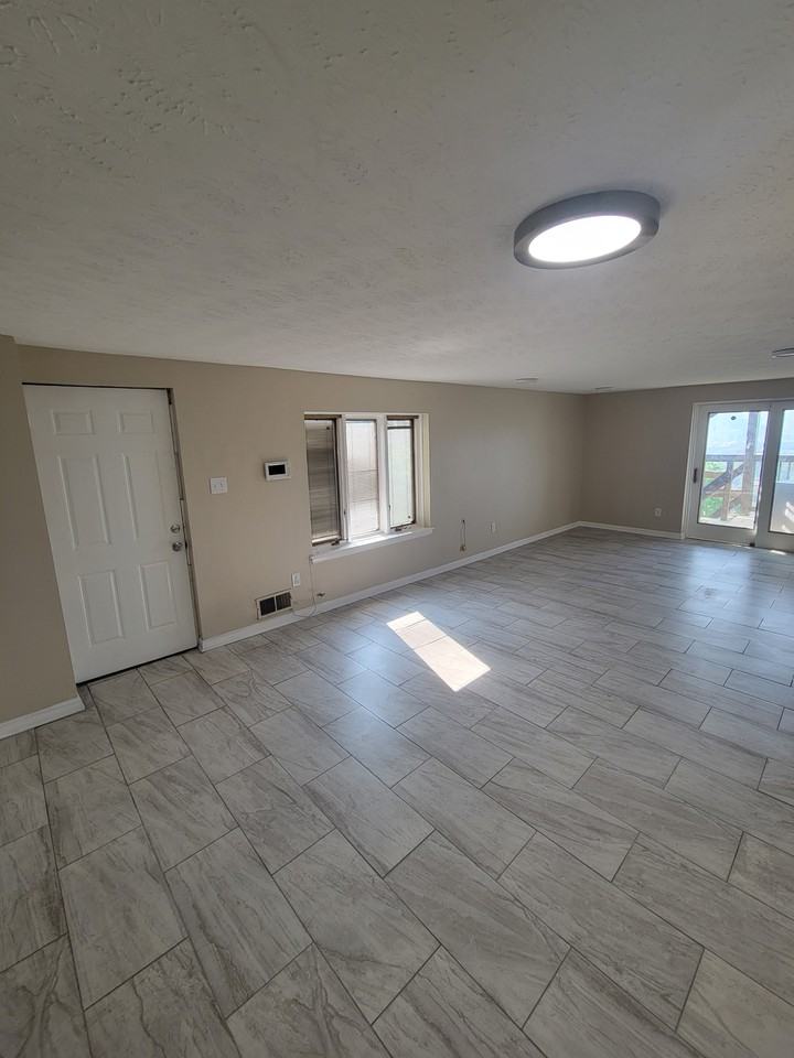 1769 Perrysville Ave #1 - Photo 7 of 15