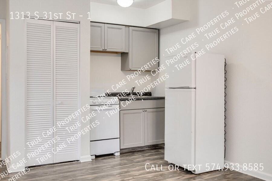 1313 S 31st St #1 - Photo 4 of 10