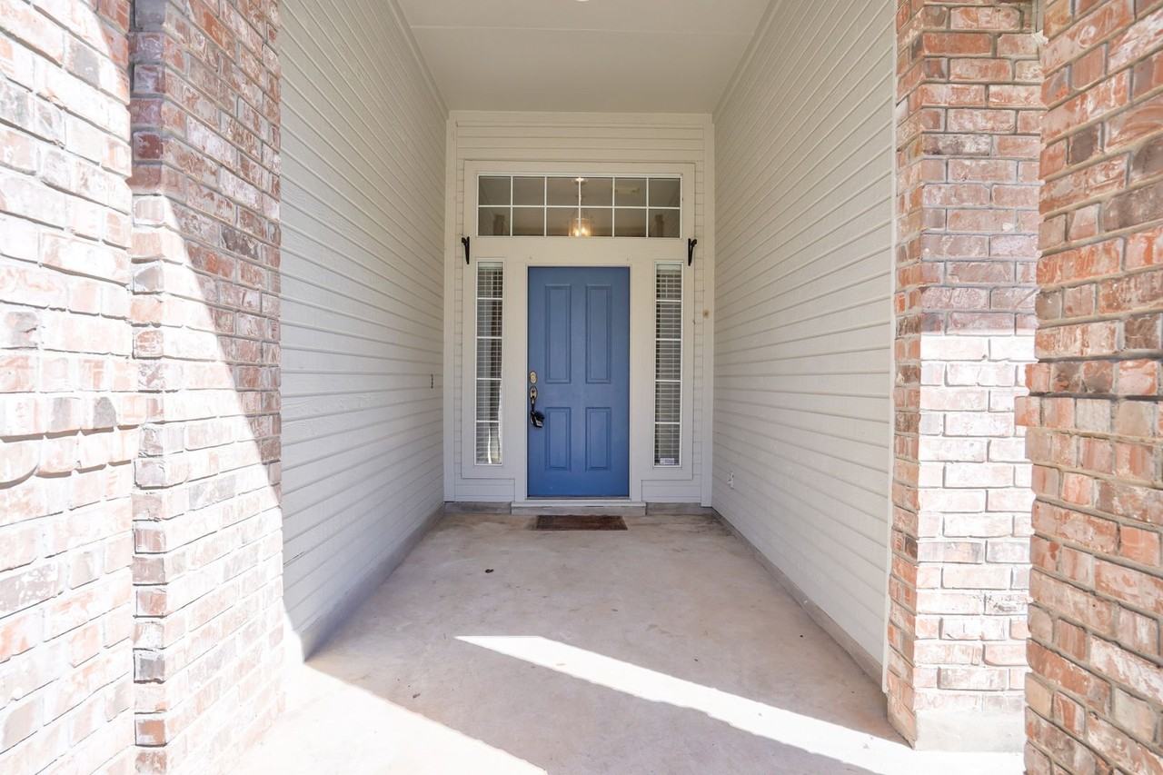 9137 Fainwood Ln - Photo 5 of 48