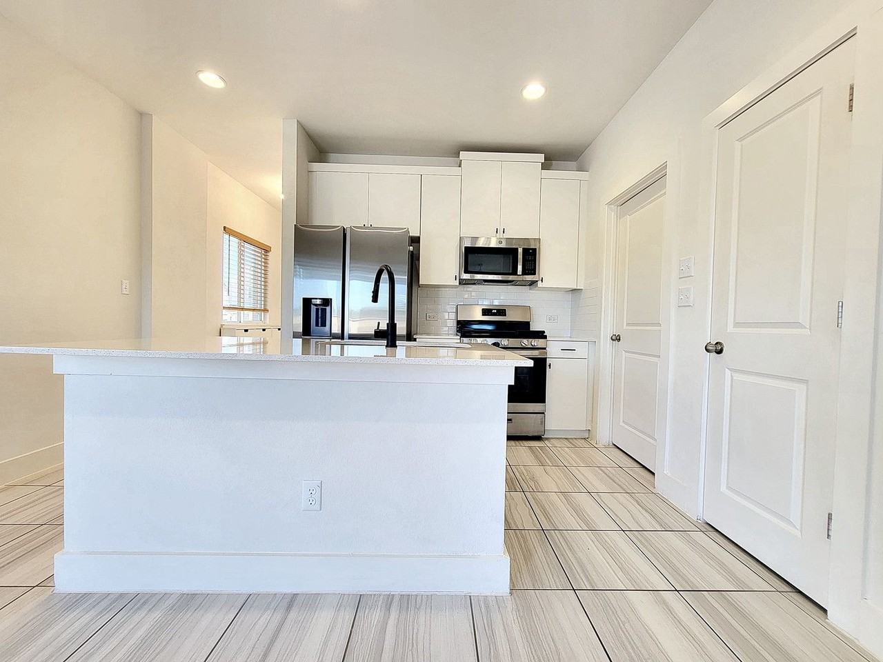 130 Furlong Dr #81 - Photo 4 of 26