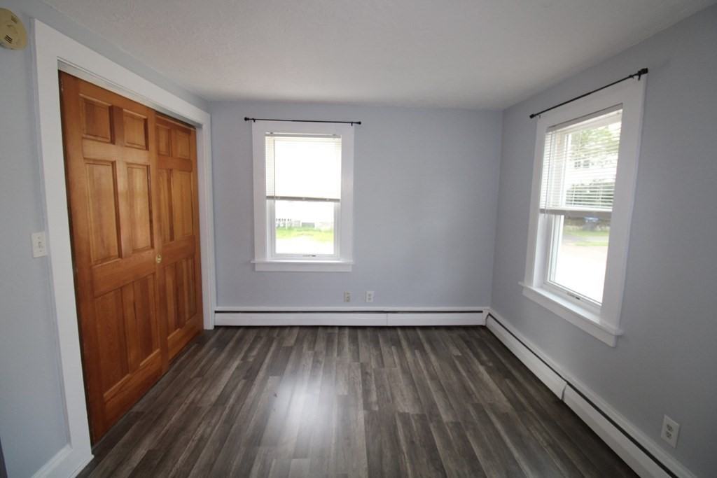 15 Morse St #1 - Photo 4 of 9
