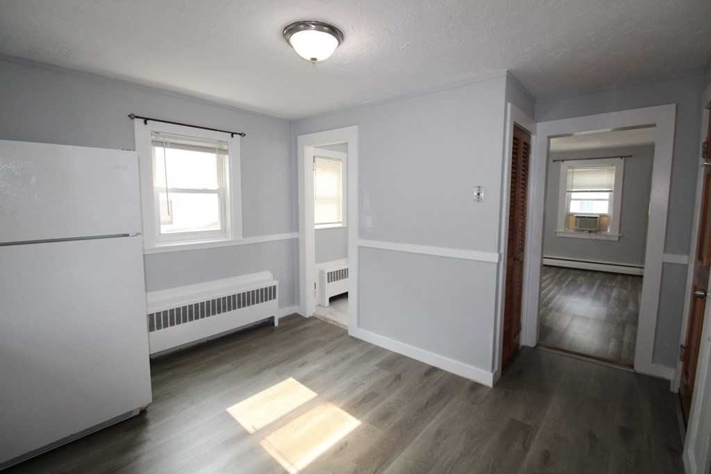 15 Morse St #1 - Photo 6 of 9