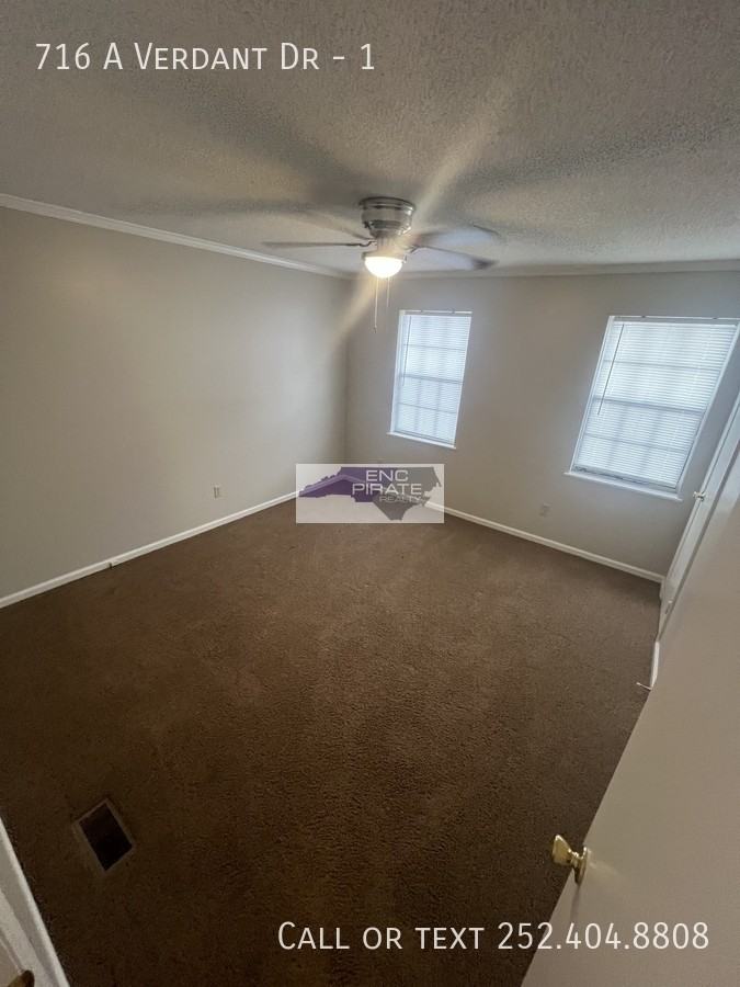 716A Verdant Dr #1 - Photo 6 of 25