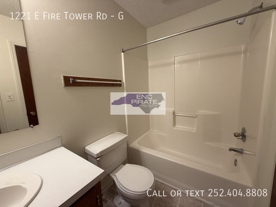 1221 E Fire Tower Rd #G - Photo 6 of 8