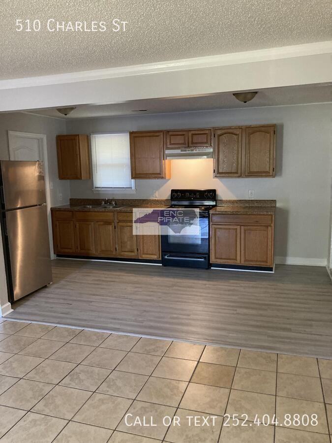 510 Charles St - Photo 3 of 5