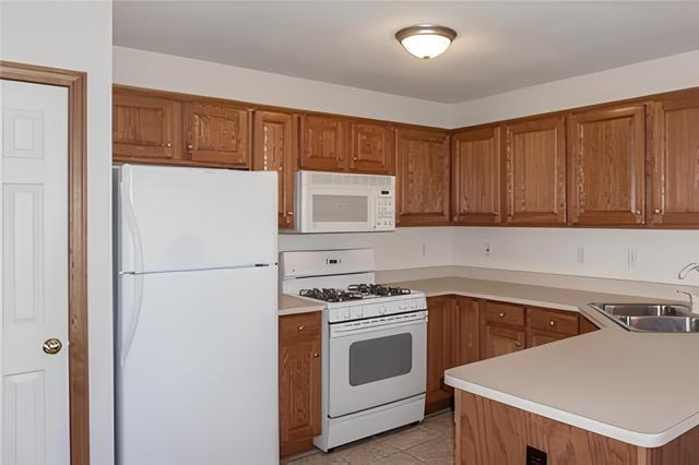3873 E Boardwalk Pl #3873 - Photo 5 of 28