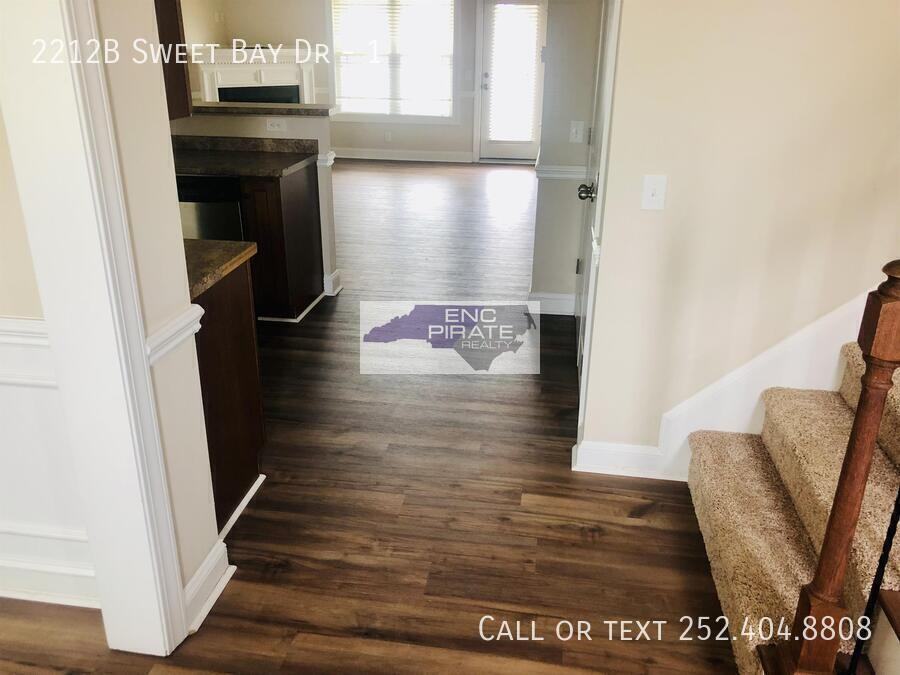 2212B Sweet Bay Dr #1 - Photo 3 of 40