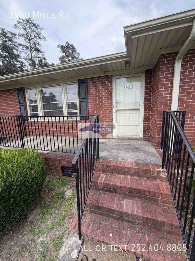 3580 Mills Rd - Photo 4 of 19