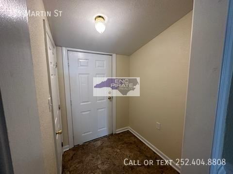 311 Martin St - Photo 4 of 9
