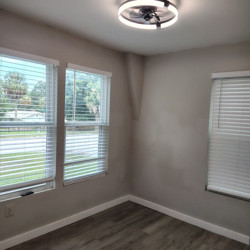 705 E Hanlon St #NA - Photo 7 of 15