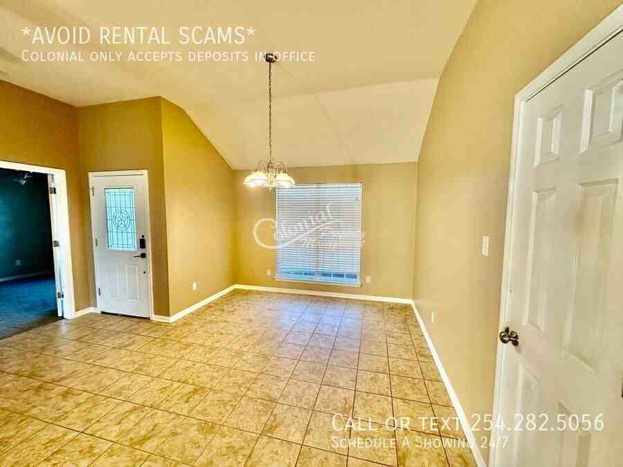 6503 Deorsam Loop - Photo 3 of 24