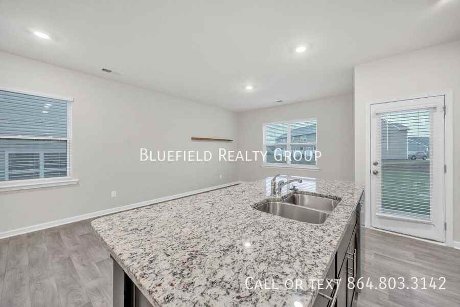 1329 Wunder Way - Photo 7 of 29