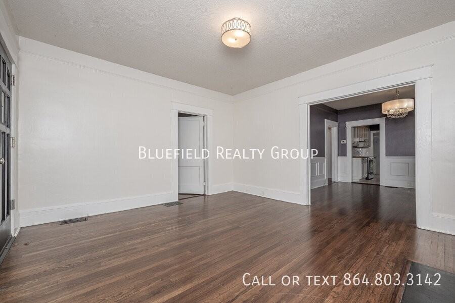 780 Rutledge St - Photo 4 of 36
