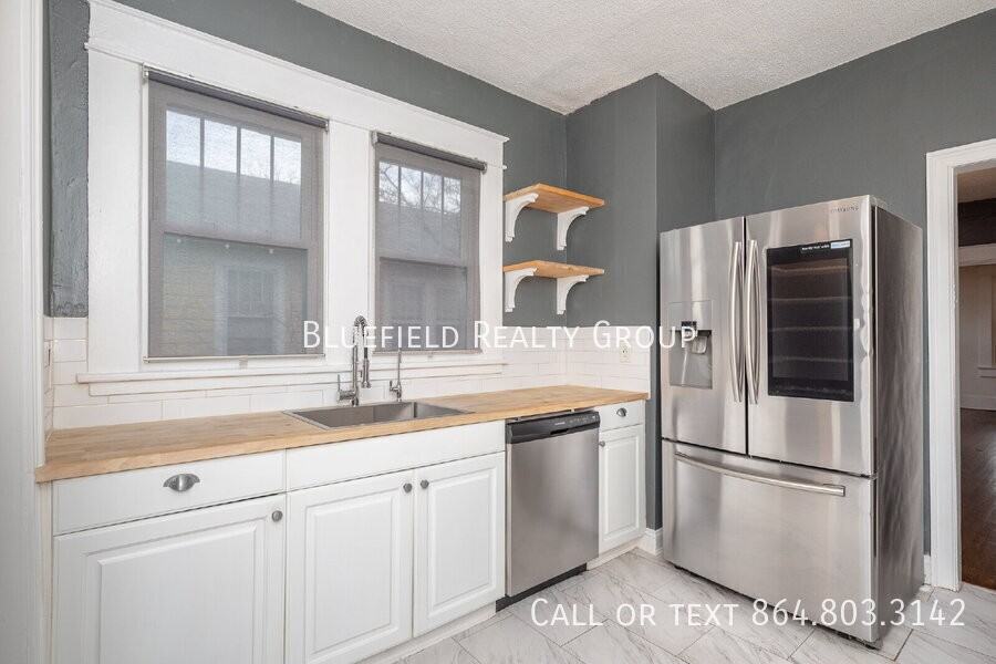 780 Rutledge St - Photo 7 of 36