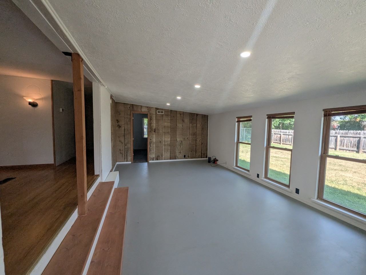524 Ne Hobson St #1 - Photo 5 of 16