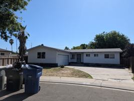 featured image of 3208 Lotus Ct #1