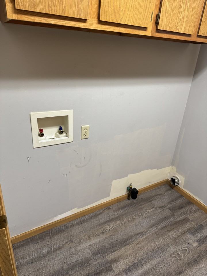 705 E Timber St #1 - Photo 7 of 17