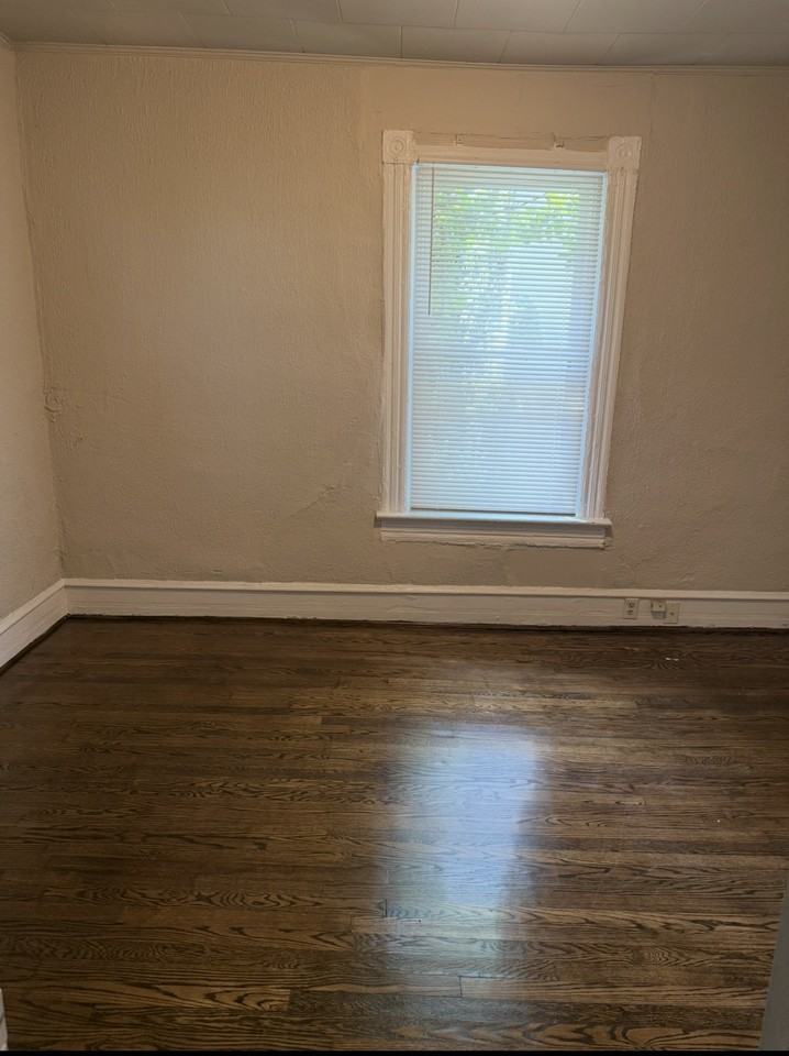 408 Gilmer Ave Nw #1 - Photo 3 of 10
