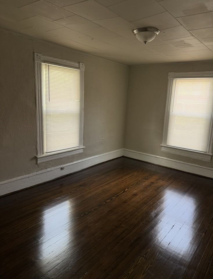 408 Gilmer Ave Nw #1 - Photo 5 of 10