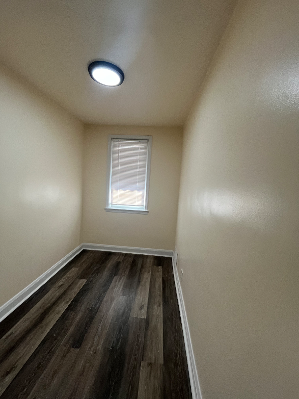 2102 Parksley Ave - Photo 5 of 13