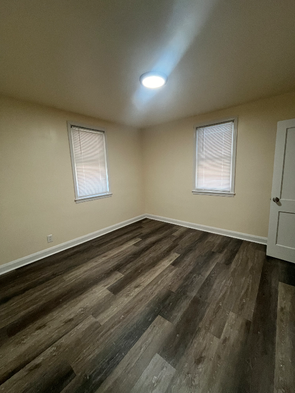 2102 Parksley Ave - Photo 6 of 13