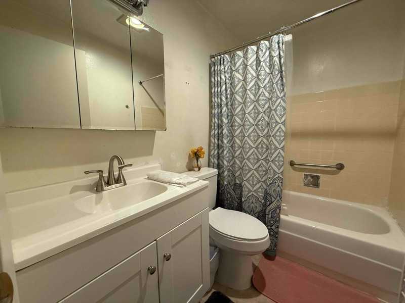 601 14th Ave E - Photo 2 of 29