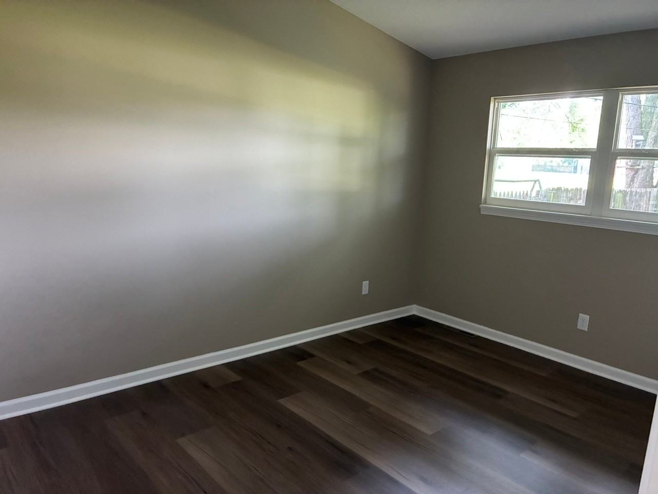418 Ranchero Pl - Photo 3 of 10
