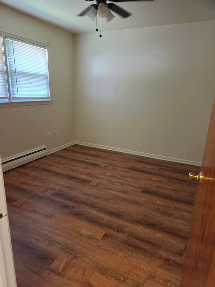 2640 Galpin Ave - Photo 7 of 8