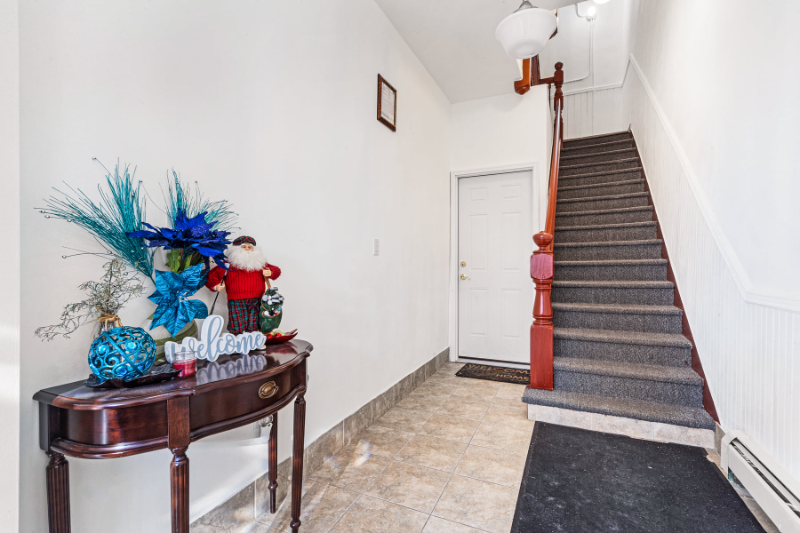 231 Ripley Pl #3 - Photo 3 of 8