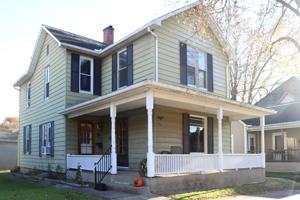 featured image of 210 E Montgomery St #210