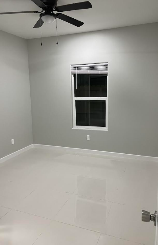 2511 N Vineyard Ave #4 - Photo 4 of 18