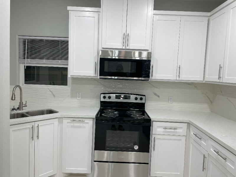 2511 N Vineyard Ave #4 - Photo 6 of 18