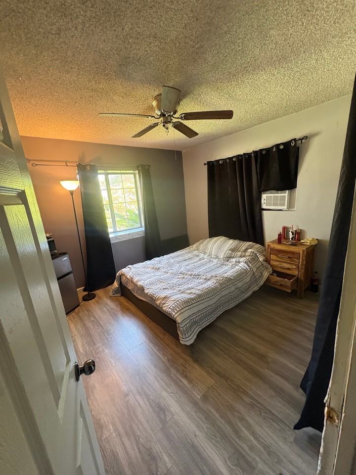 101 W Oakmont Dr - Photo 2 of 2
