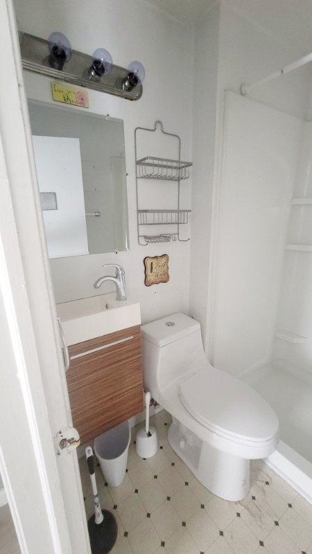 516 S Pine St #2 - Photo 6 of 12