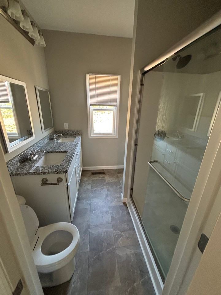 219 Cherokee Dr #17 - Photo 6 of 11