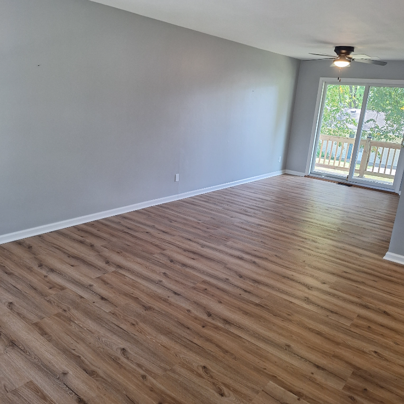 213 Whitehall Dr - Photo 2 of 15