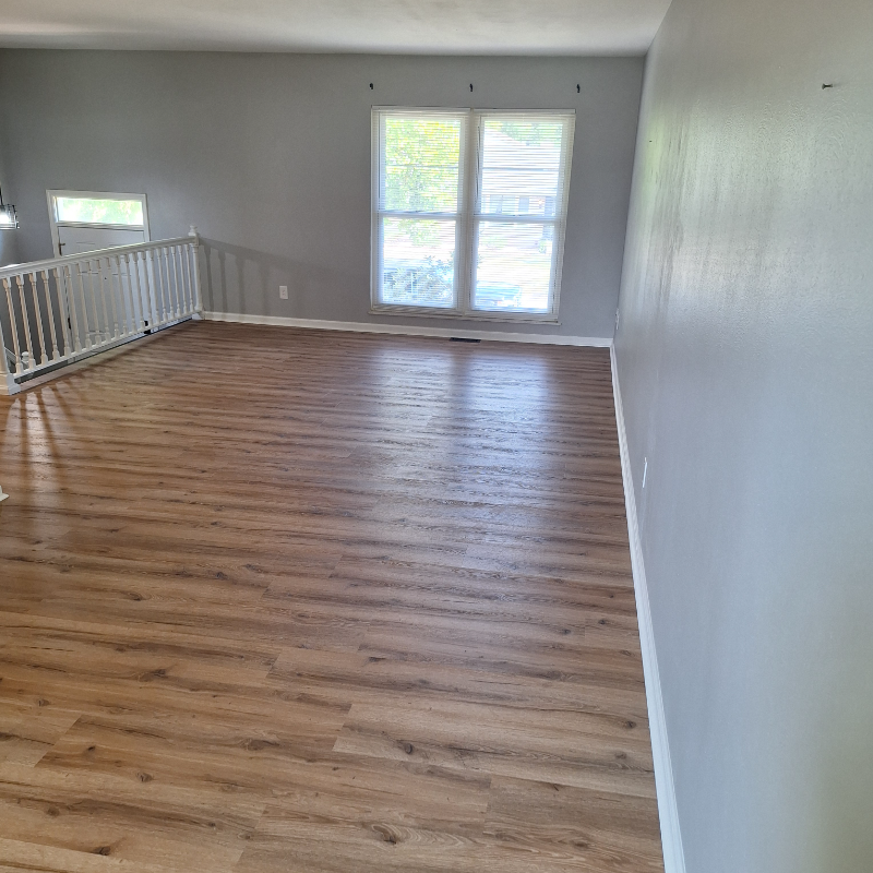 213 Whitehall Dr - Photo 3 of 15