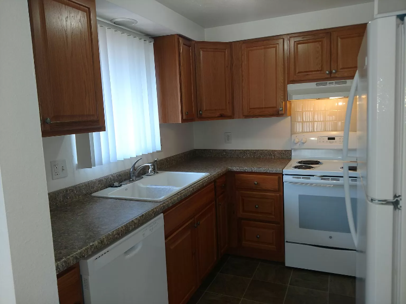 3644 Butternut Dr #1 - Photo 3 of 4
