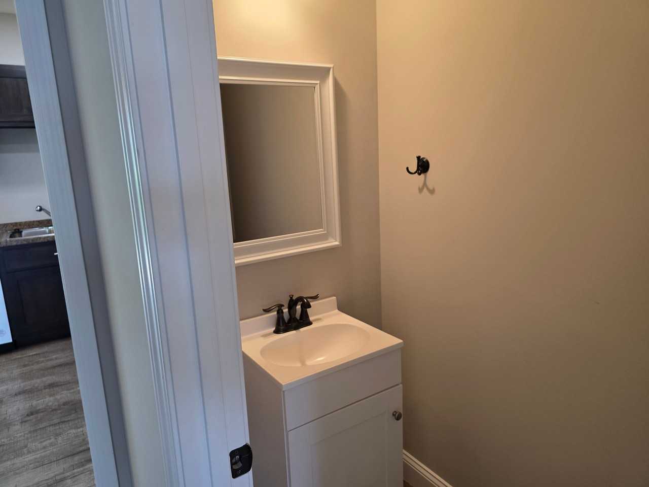 103 Towne View Dr - Photo 3 of 14