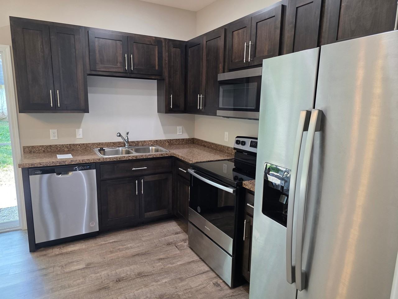 103 Towne View Dr - Photo 6 of 14