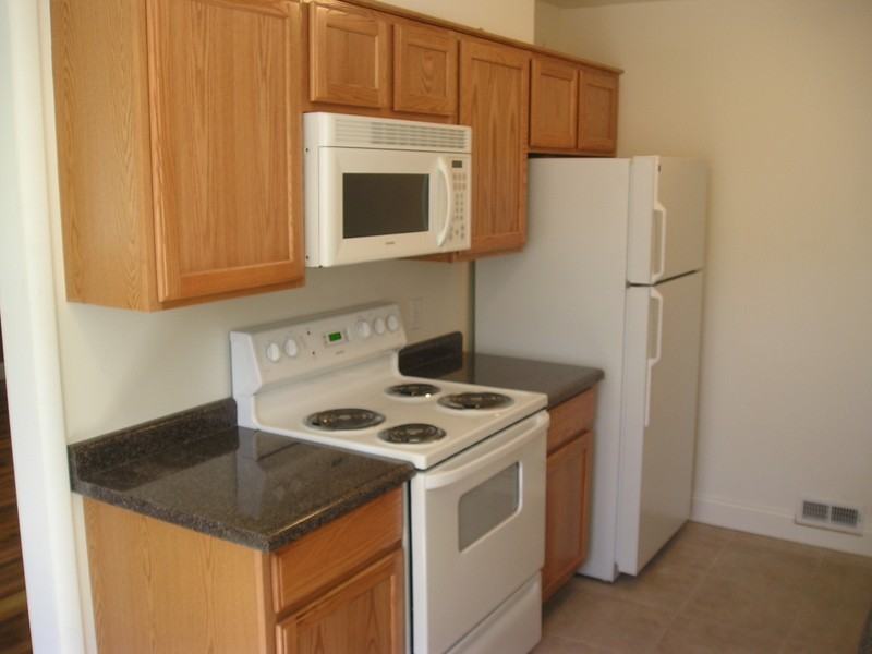 754 N Colorado St - Photo 3 of 15
