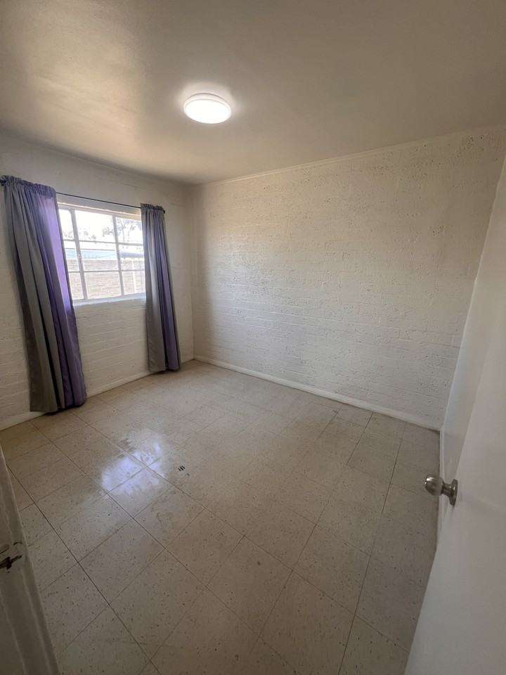 2617 S Norton Vis #2617 - Photo 3 of 11