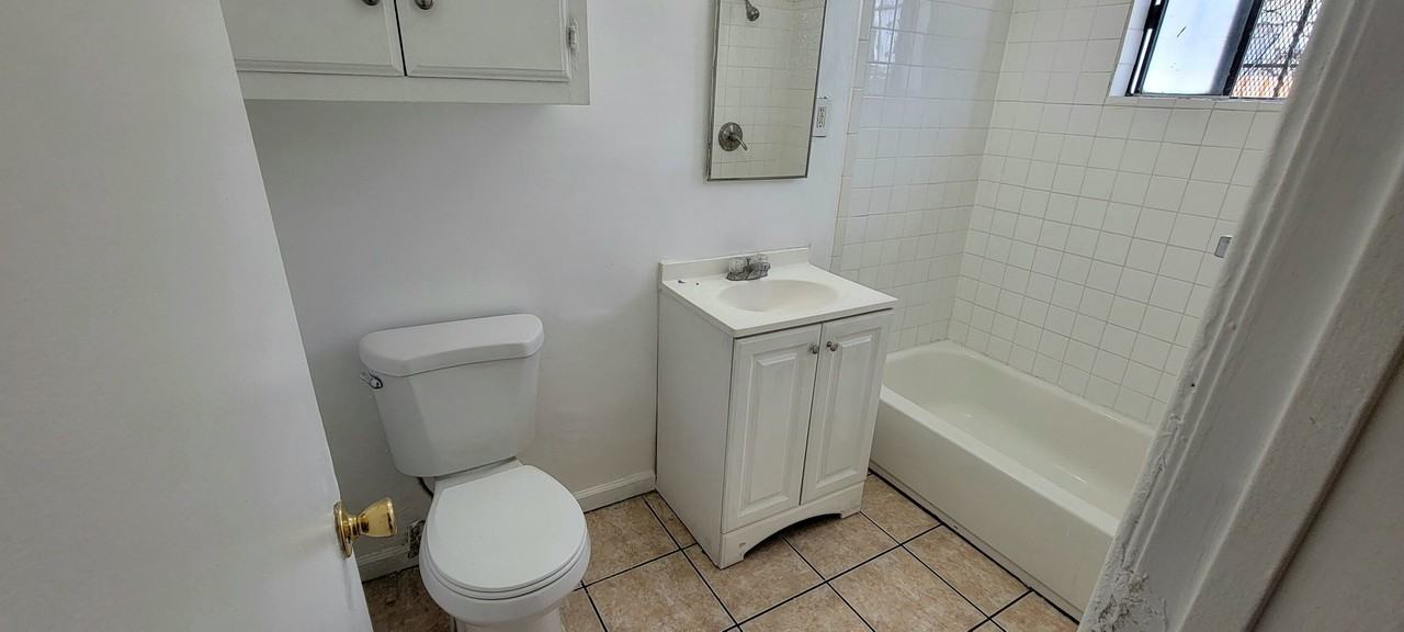 1717 N Alhambra Ave #B - Photo 6 of 6