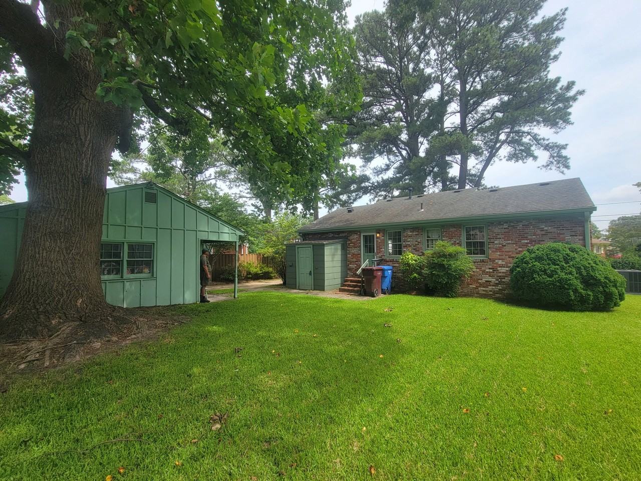 1003 White Pine Dr - Photo 4 of 15