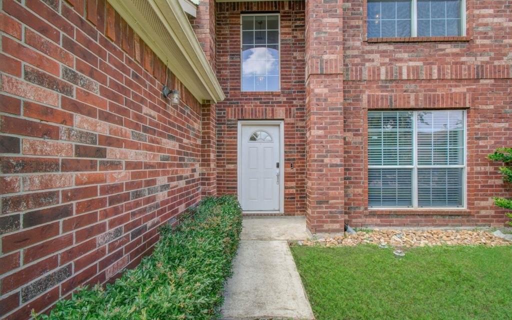 12026 Parkers Hideaway Dr - Photo 2 of 20