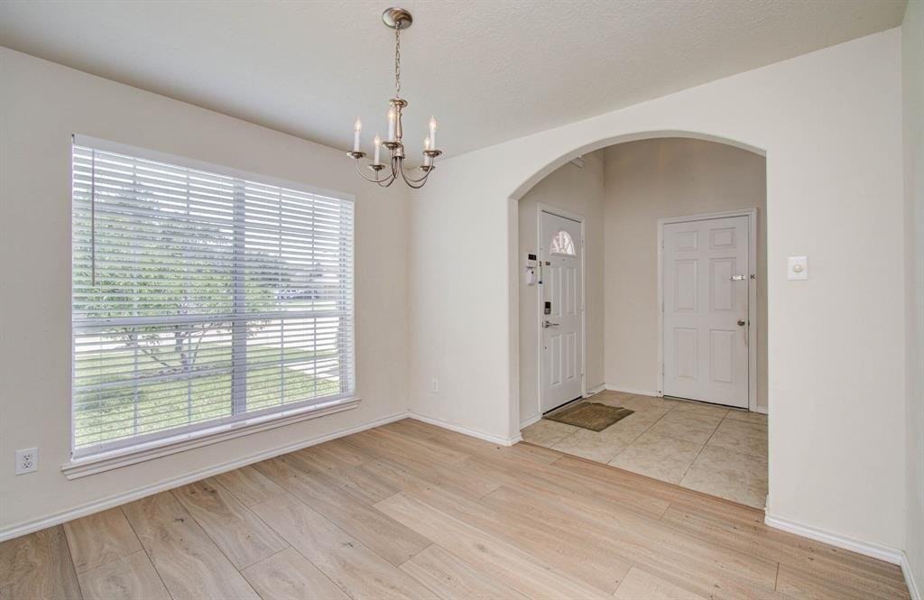 12026 Parkers Hideaway Dr - Photo 4 of 20